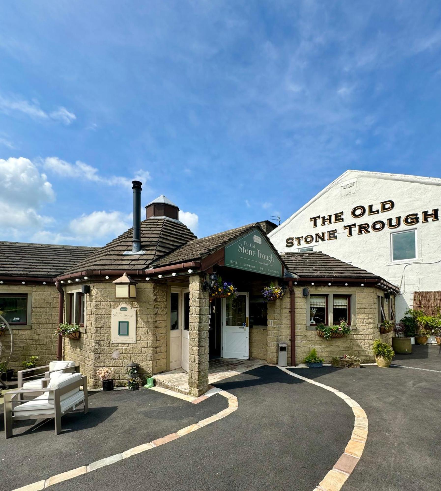 The Old Stone Trough Country Hotel Kelbrook ภายนอก รูปภาพ